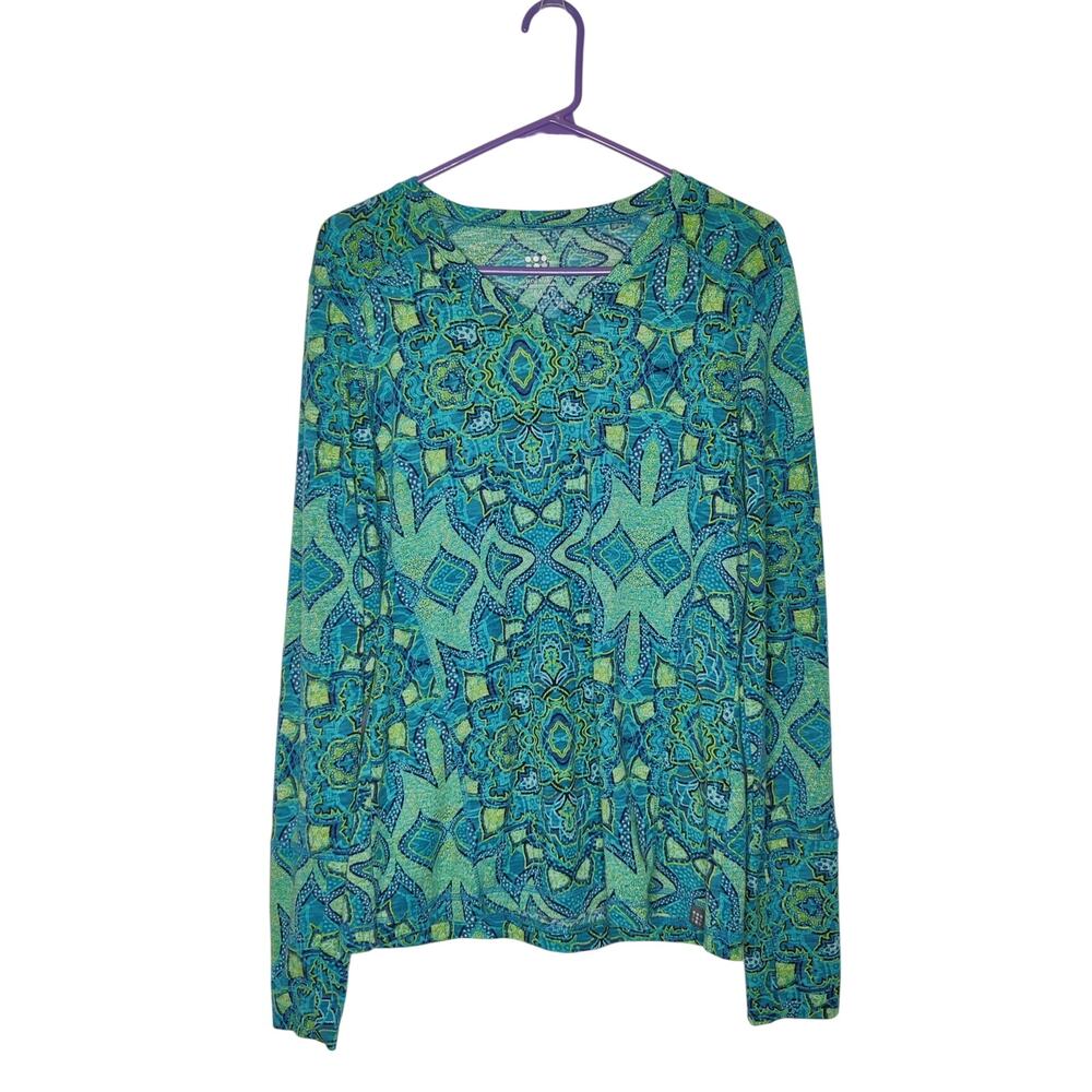 Title Nine Matahari Long Sleeve V Neck Performance Top Green Geo Print Medium